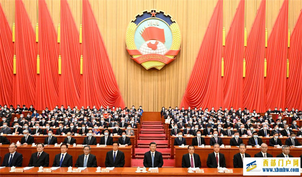 镜观·两会丨盛会开幕(图13) 镜观·两会丨盛会开幕(图13)
