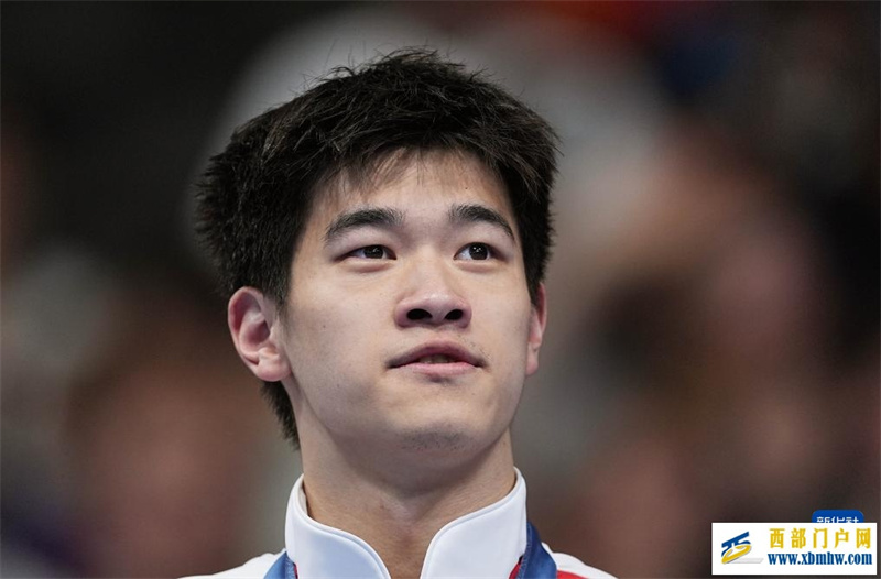 男子100米自由泳决赛:中国选手潘展乐夺冠(图33) 男子100米自由泳决赛:中国选手潘展乐夺冠(图33)