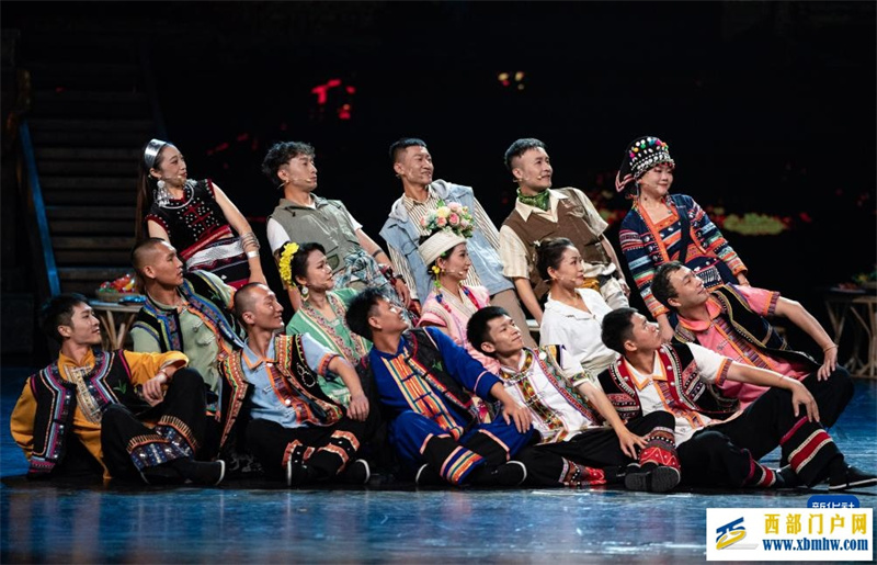 音乐剧《景迈有嘉木》在昆明演出(图1) 音乐剧《景迈有嘉木》在昆明演出(图1)