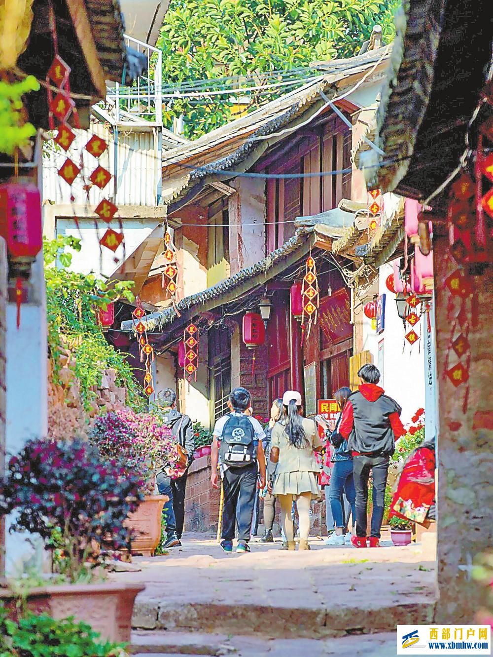 “五一”假期云南多地游客量与花费双增(图3) “五一”假期云南多地游客量与花费双增(图3)