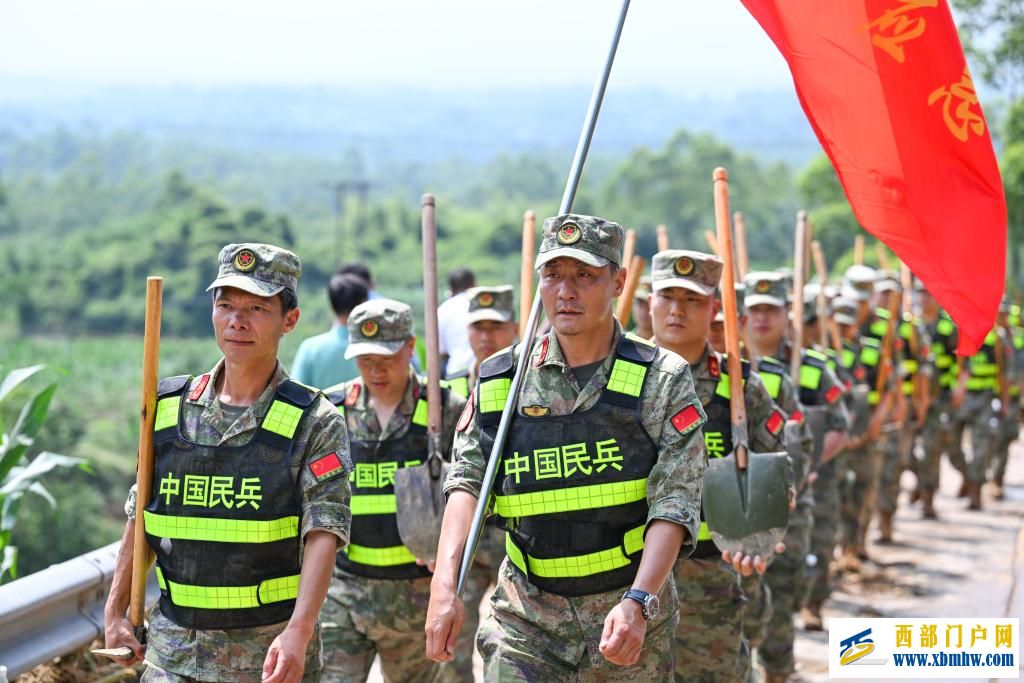 重庆永川特大暴雨灾害救援一线直击(图2) 重庆永川特大暴雨灾害救援一线直击(图2)