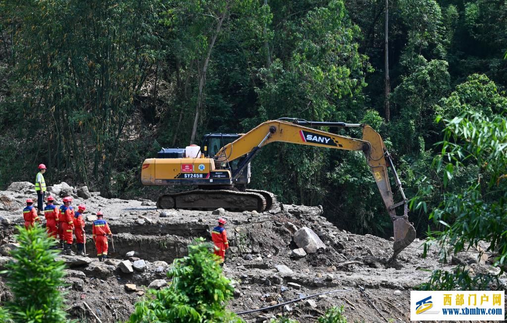 重庆永川特大暴雨灾害救援一线直击(图1) 重庆永川特大暴雨灾害救援一线直击(图1)