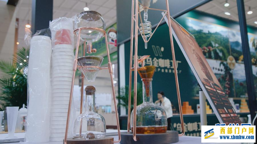 一杯茶,泡出云南开放韵味(图2) 一杯茶,泡出云南开放韵味(图2)