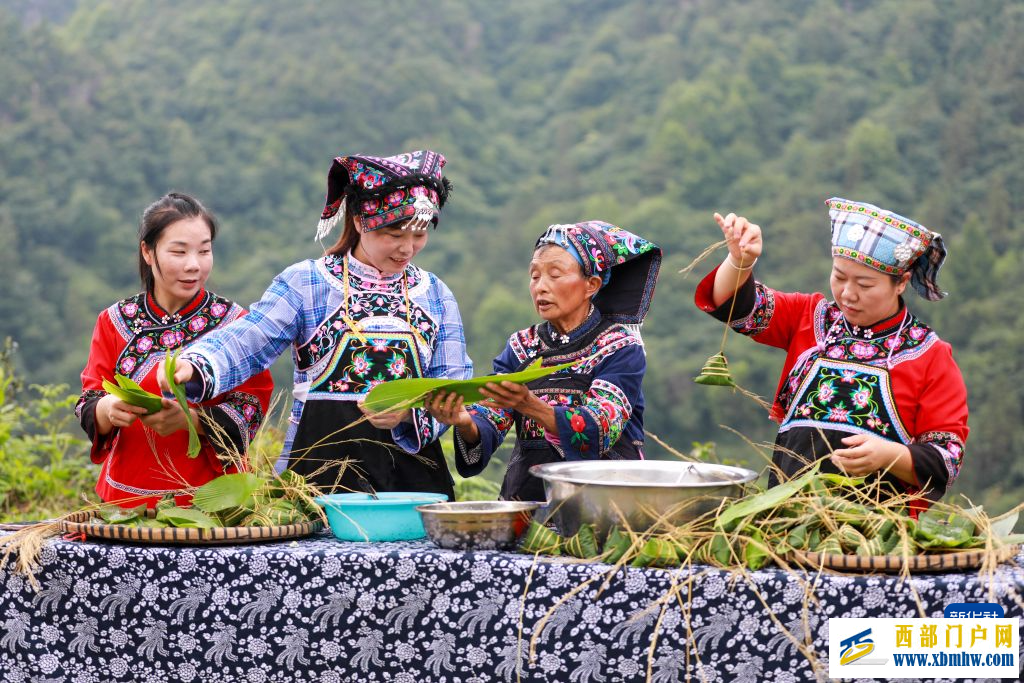 多彩活动迎端午(图1)