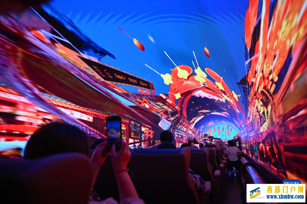 文旅专列助力暑期消费(图5) 文旅专列助力暑期消费(图5)