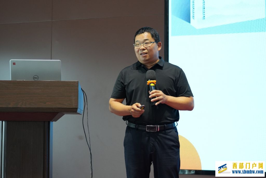 宁夏企业家创新精神专题培训班在银川举办(图3) 宁夏企业家创新精神专题培训班在银川举办(图3)